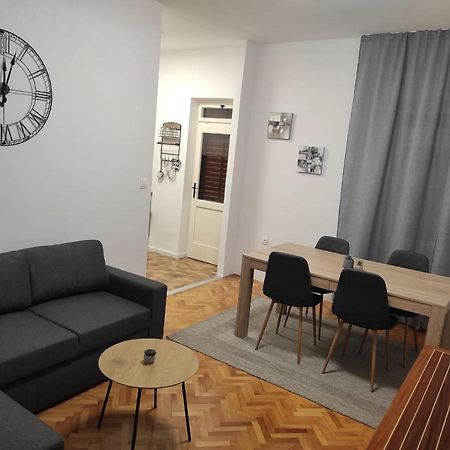 Apartment Ivano Vodice Esterno foto