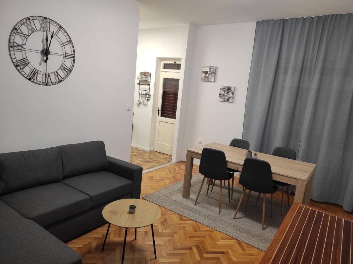 Apartment Ivano Vodice Esterno foto