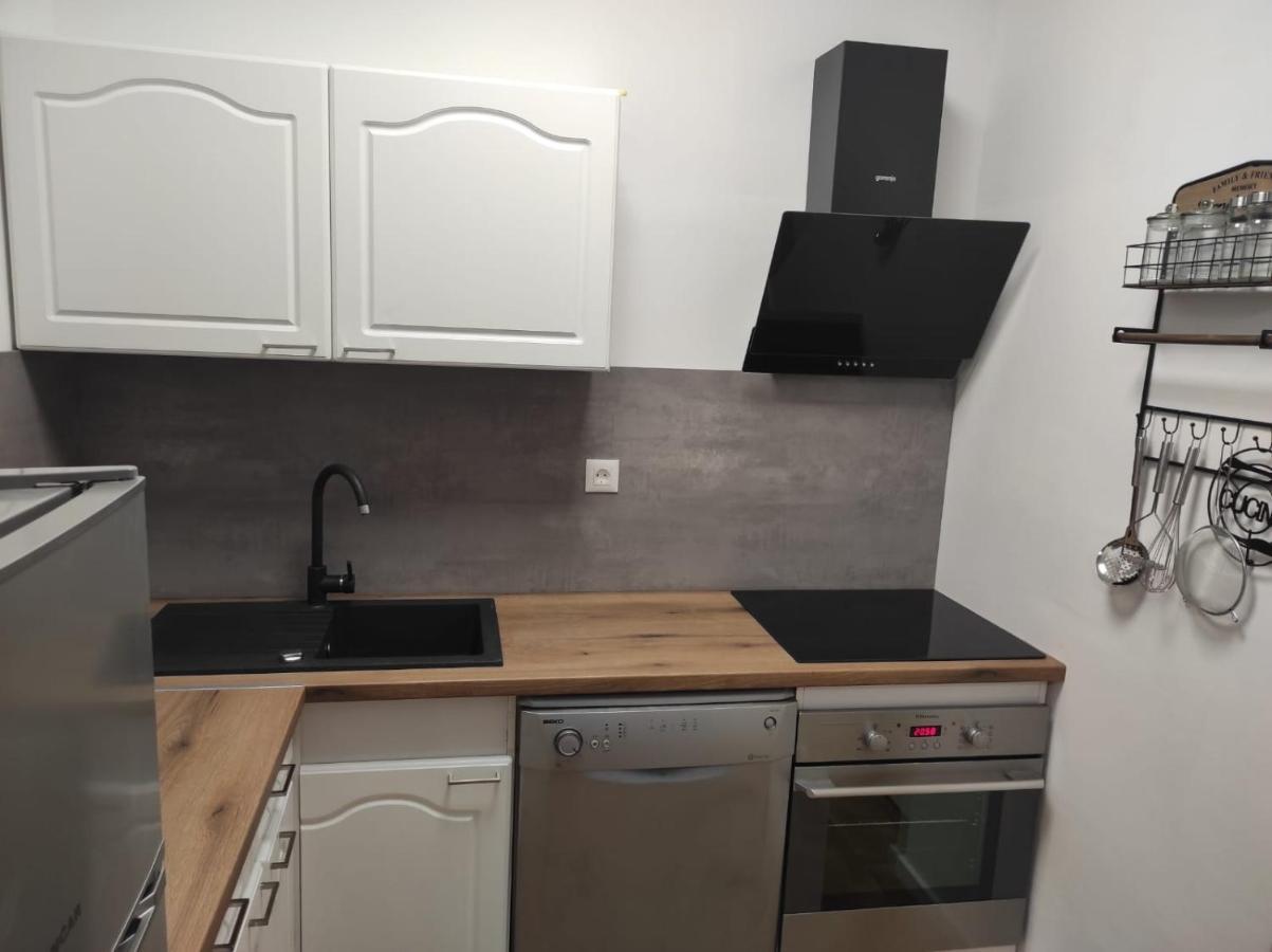 Apartment Ivano Vodice Esterno foto